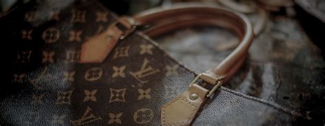 louis vuitton canvas crack repair|will louis vuitton repair canvas.